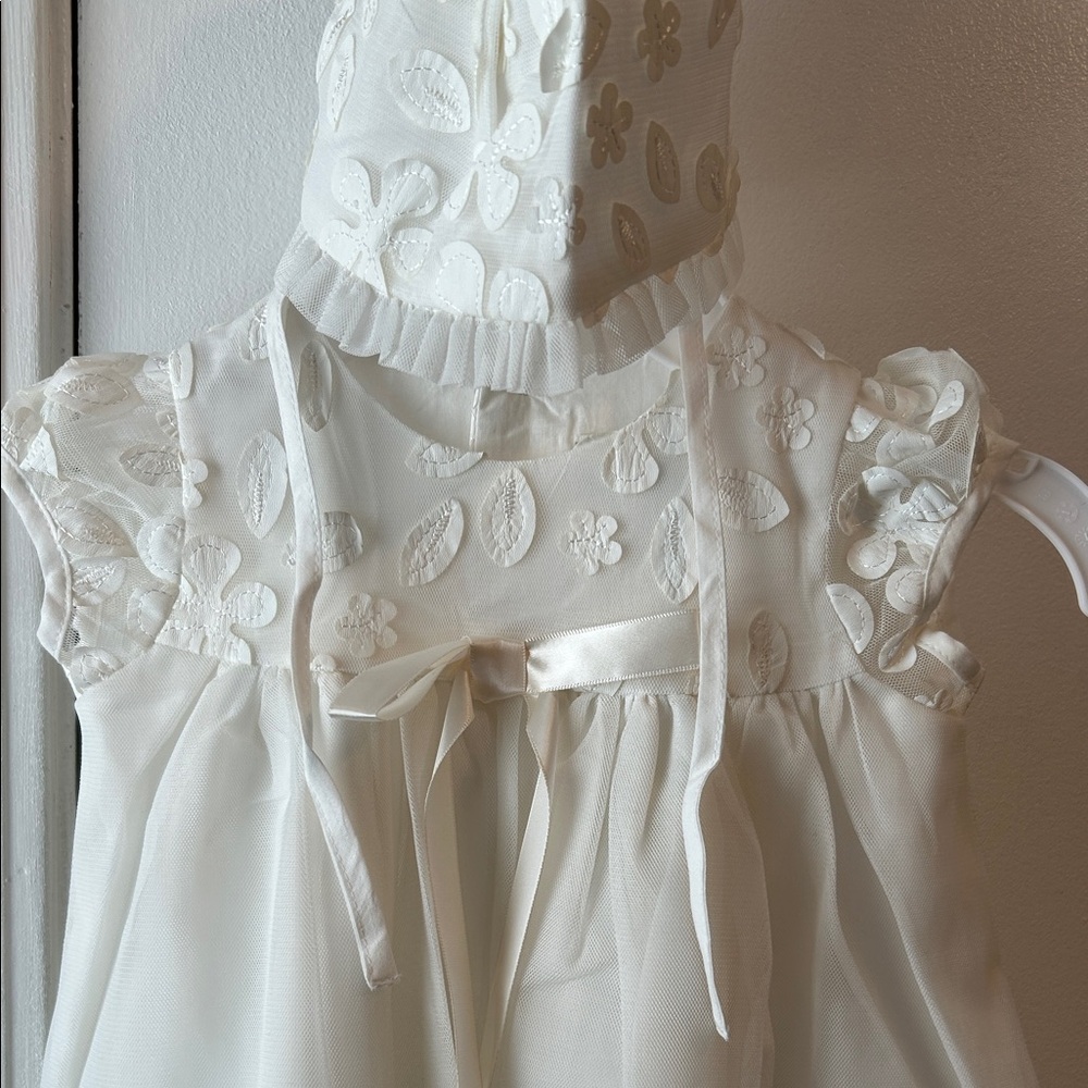 Elegant beige Baby Christening Dress with Bonnet